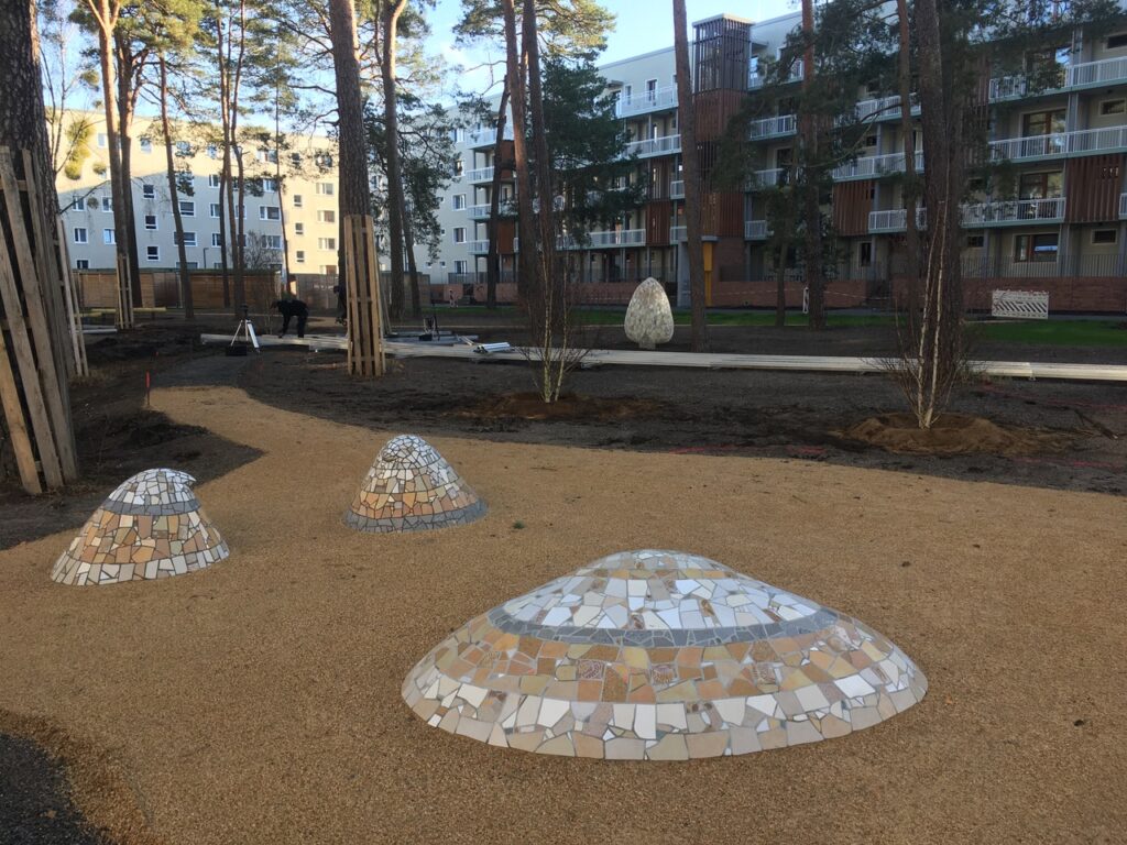 Skulpturen von Anne Ochmann im Brandenburgischen Viertel Eberswalde, Foto: Anne Ochmann