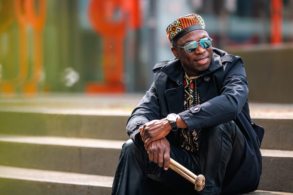 Konzert am 30.5.2025: Aly Keita (im Bild) & Trilok Gurtu, Foto Urban Lys