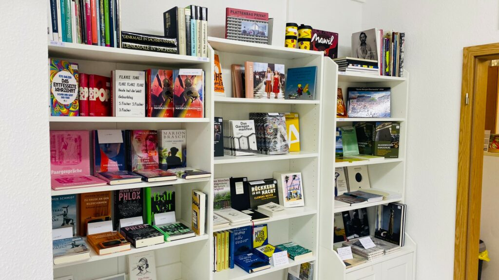 Buchlädchen in der Galerie Fenster in Eberswalde