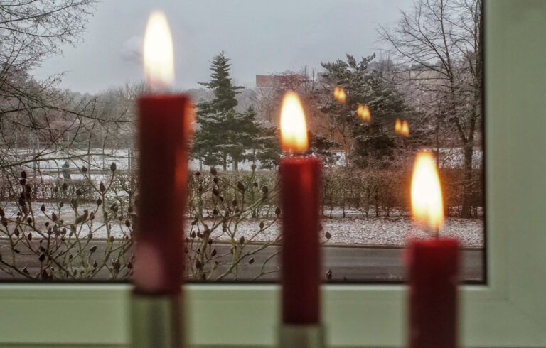 Advent in der Galerie Fenster, Foto: Klaus Gollin
